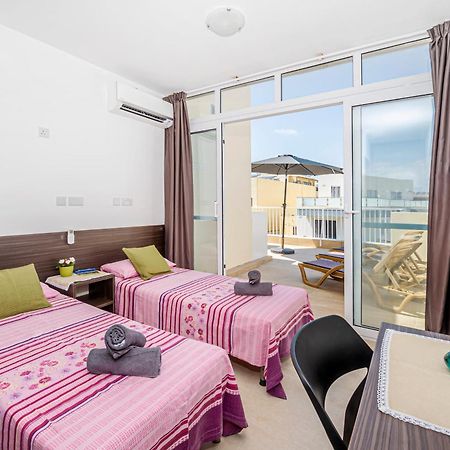 Summer Breeze Penthouse With Private Hot Tub & Terrace With Panoramic Views, By Getawaysmalta Меллиеха Экстерьер фото