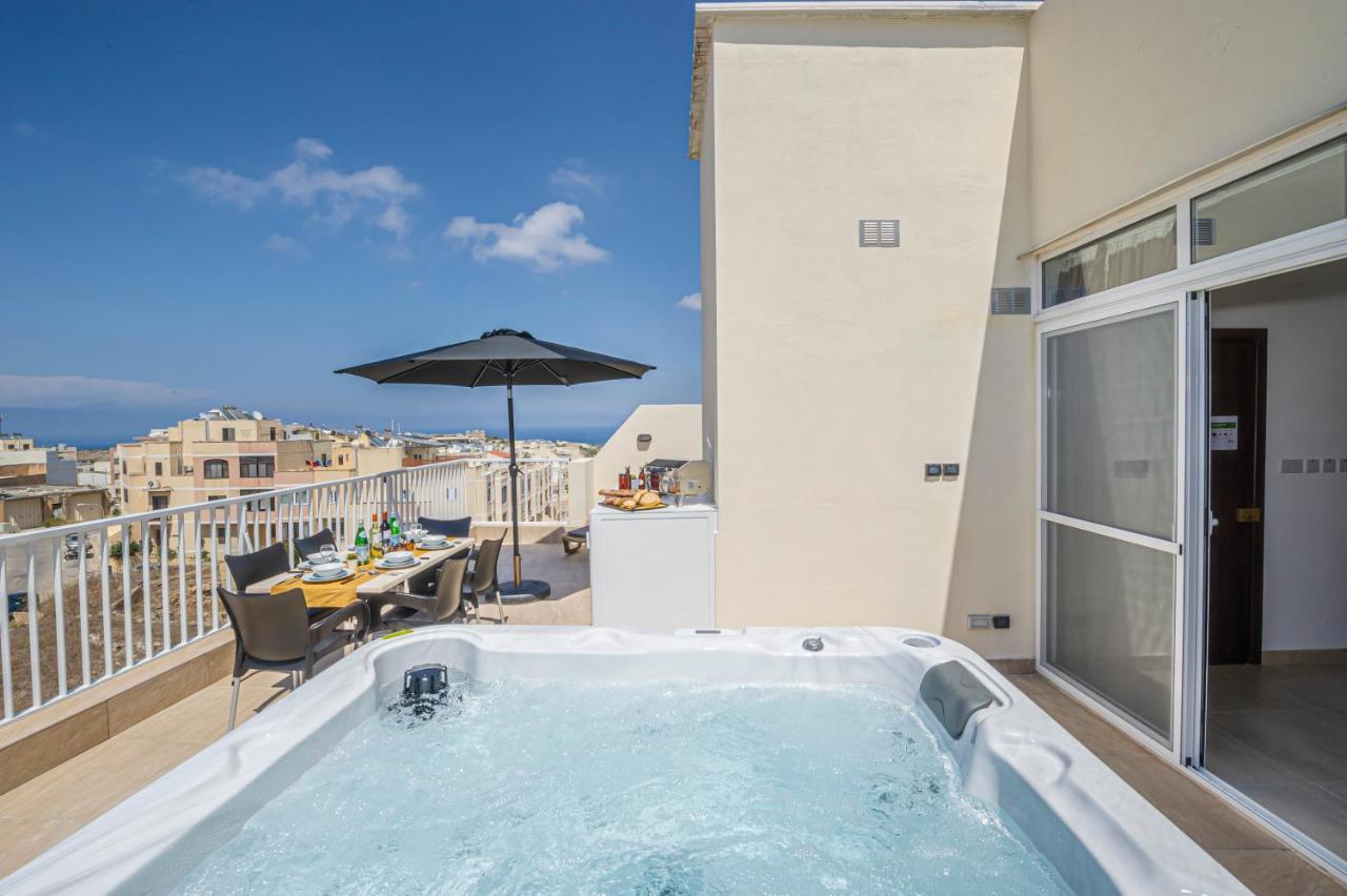 Summer Breeze Penthouse With Private Hot Tub & Terrace With Panoramic Views, By Getawaysmalta Меллиеха Экстерьер фото