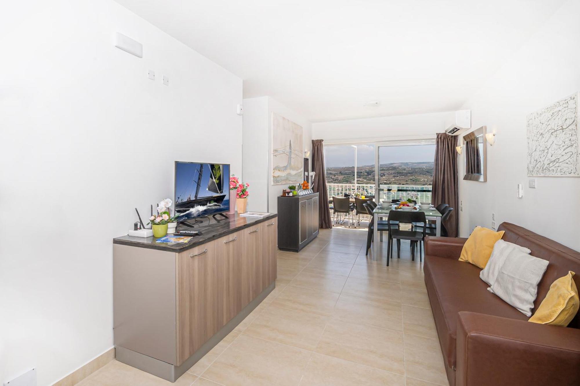 Summer Breeze Penthouse With Private Hot Tub & Terrace With Panoramic Views, By Getawaysmalta Меллиеха Экстерьер фото