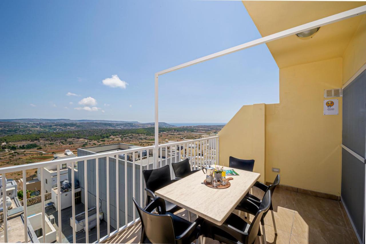 Summer Breeze Penthouse With Private Hot Tub & Terrace With Panoramic Views, By Getawaysmalta Меллиеха Экстерьер фото